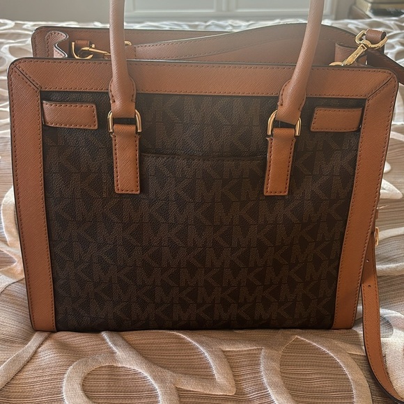 Michael Kors Dillon Satchel Brown Acorn NWT - Picture 6 of 16